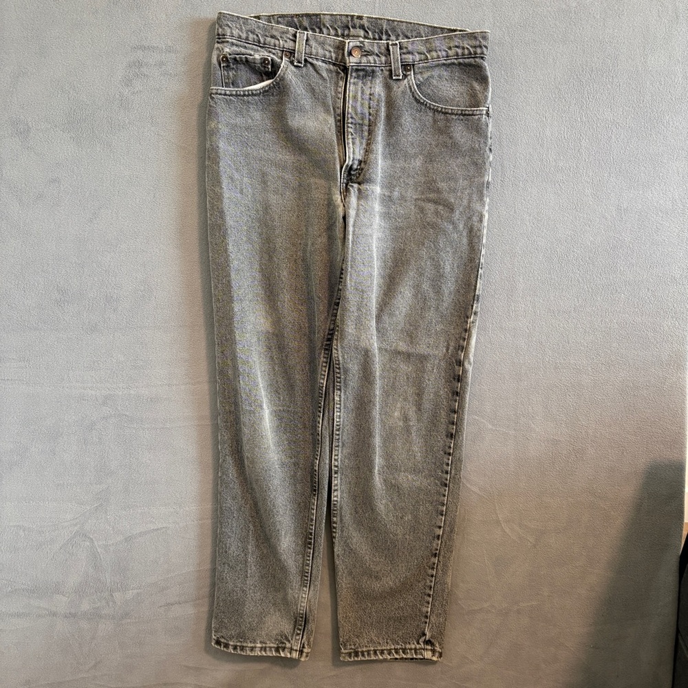 Levi's Men's Black Faded Relaxed Jeans
